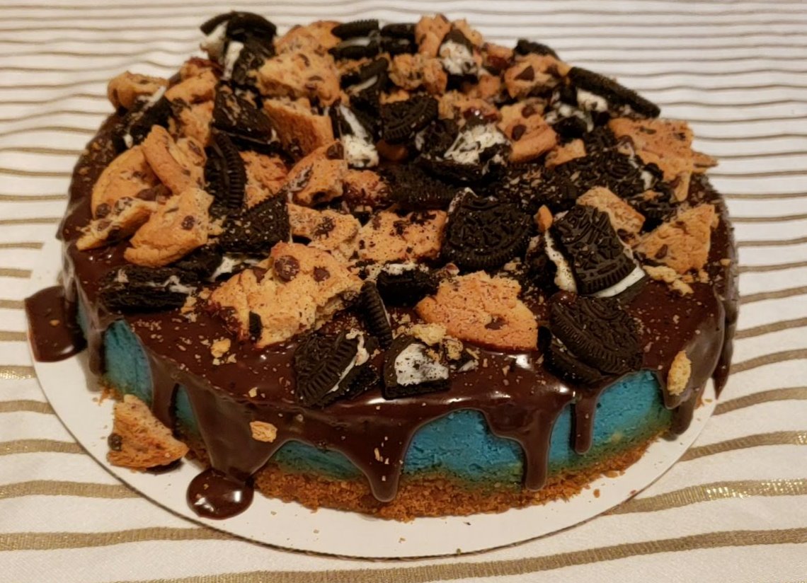 Cookie Monster Cheesecake