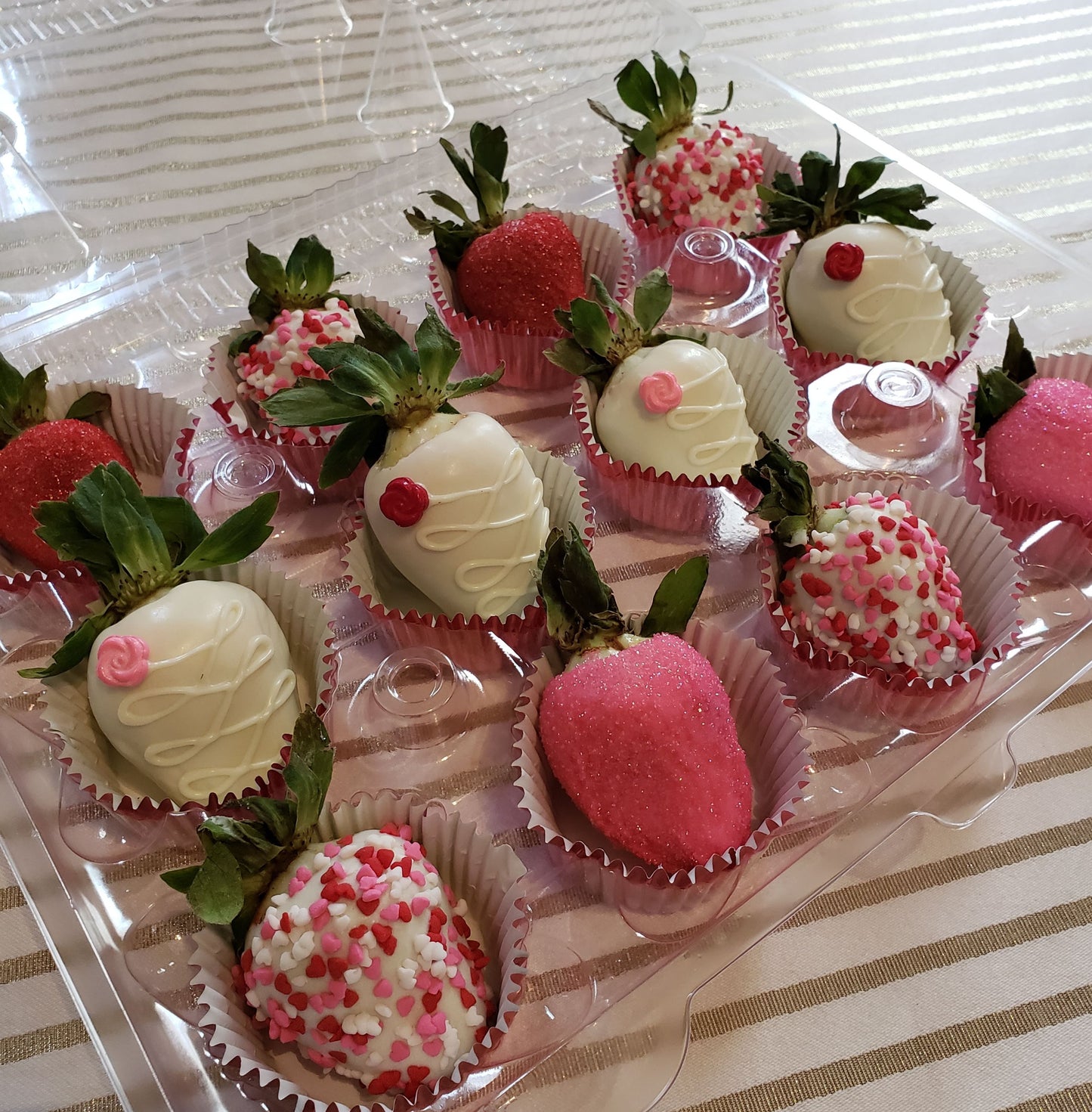 Glitter Mix Seasonal Strawberries