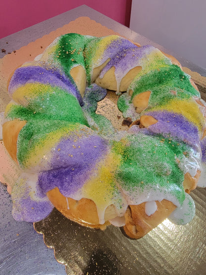 best king cake moist fluffy fresh houston pearland clear lake galveston league city near me