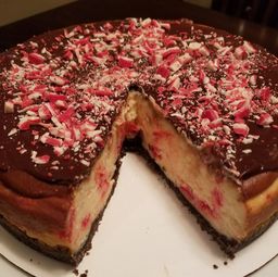 Peppermint Bark Cheesecake (Nov-Feb)